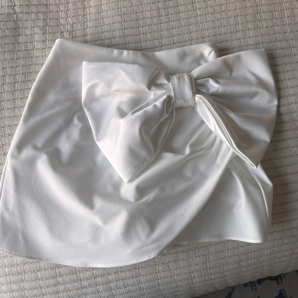 Zara White Bow Skort